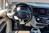 Used 2017 Chrysler Pacifica Touring image 5