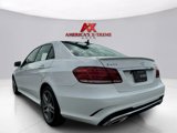 Used 2015 Mercedes-Benz E 400 4MATIC Sedan image 3