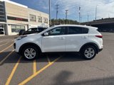 Used 2017 Kia Sportage LX image 2