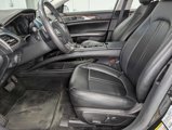 Used 2016 Lincoln MKZ image 4