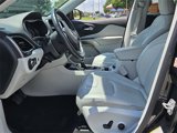 Used 2019 Jeep Cherokee Limited w/ Technology Group image 5