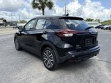 Used 2021 Nissan Kicks SV image 3