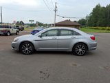 Used 2013 Chrysler 200 Limited w/ Sun/Sound Group image 2