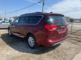 Used 2017 Chrysler Pacifica Touring-L image 3