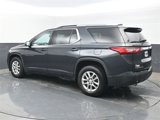 Used 2018 Chevrolet Traverse LT image 3
