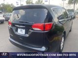 Used 2022 Chrysler Voyager LX image 4