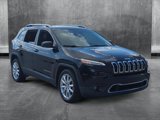 Used 2017 Jeep Cherokee Limited image 3