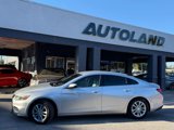 Used 2017 Chevrolet Malibu LT image 2