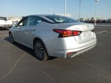Used 2023 Nissan Altima 2.5 SV image 5