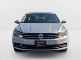 Used 2017 Volkswagen Passat 1.8T SE image 2