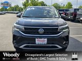 Used 2024 Volkswagen Taos SE w/ Panoramic Sunroof Package image 3
