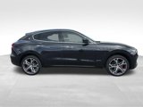Used 2021 Maserati Levante GranLusso image 2