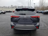 Used 2023 Toyota Highlander Platinum image 4