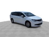 Used 2023 Chrysler Voyager LX image 2
