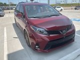 Used 2020 Toyota Sienna SE image 3