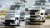 Used 2017 Chrysler Pacifica Touring-L w/ Tire & Wheel Group image 4