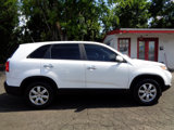 Used 2011 Kia Sorento LX image 4