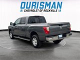 Used 2017 Nissan Titan SV image 4