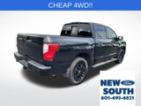 Used 2019 Nissan Titan SL w/ Midnight Edition image 5
