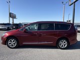 Used 2017 Chrysler Pacifica Touring-L Plus w/ Tire & Wheel Group image 6