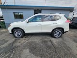 Used 2015 Nissan Rogue SL image 3