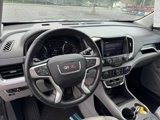 Used 2024 GMC Terrain SLT image 4
