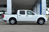 Used 2019 Nissan Frontier SV image 4
