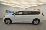 Used 2019 Chrysler Pacifica Touring-L image 2