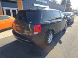 Certified 2019 Dodge Grand Caravan SXT image 6