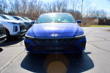New 2025 Hyundai Elantra SE image 3