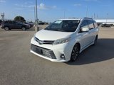Used 2019 Toyota Sienna Limited Premium image 3