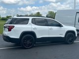 Used 2022 GMC Acadia SLE w/ Driver Convenience Package image 4