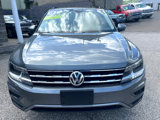 Used 2019 Volkswagen Tiguan SE w/ Panoramic Sunroof Package image 2