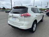 Used 2016 Nissan Rogue SV image 5