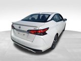 Used 2022 Nissan Versa SR image 4