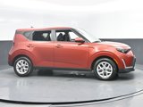 Used 2023 Kia Soul S image 2