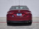 Used 2019 Toyota Camry LE image 5