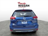 Used 2018 Nissan Rogue SV w/ Premium Package image 2