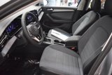 New 2025 Volkswagen Jetta SE image 4