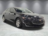 Used 2017 Chevrolet Malibu LS image 2