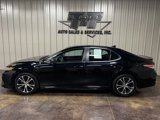 Used 2019 Toyota Camry SE image 3