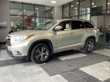 Used 2016 Toyota Highlander XLE image 3