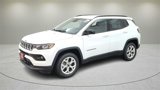 New 2025 Jeep Compass Latitude image 3