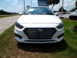 Used 2022 Hyundai Accent SEL image 3