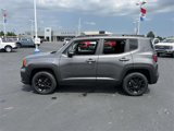 Used 2020 Jeep Renegade Altitude image 4