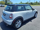Used 2013 MINI Cooper Hardtop image 2