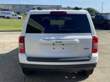 Used 2016 Jeep Patriot Latitude w/ Sun/Sound Group image 4