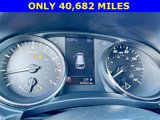 Used 2019 Nissan Rogue SV image 2