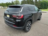 Used 2022 Jeep Compass Limited image 3
