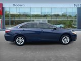 Used 2016 Toyota Camry LE image 4